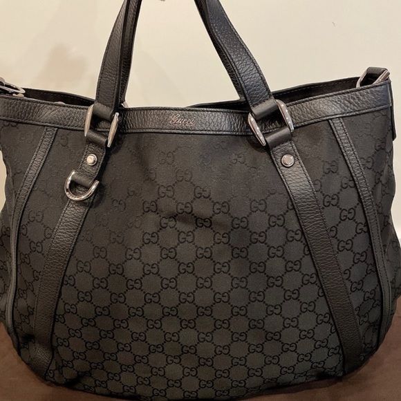👜 GORGEOUS NEW GUCCI HOBO ABBEY GG CONVERTIBLE D RING BLACK NYLON BAG~👜 - Picture 6 of 11